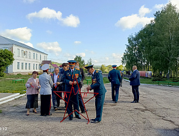 В с. Ивановка перед началом митинга состоялась  акция «Звезда памяти», приуроченная  к 80-ю годовщины Победы в Великой Отечественной войне
