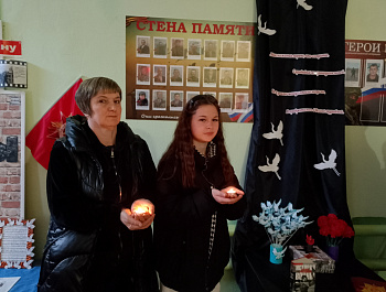Большечечуйский СДК присоеденился к патриотической акции «Свеча памяти» 