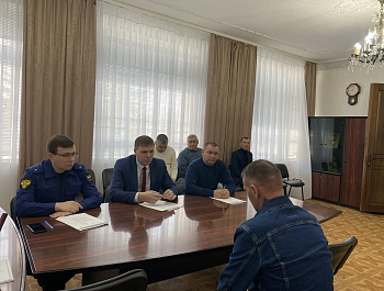 Сегодня временно исполняющий полномочия главы района Андрей Кушнарёв провёл приём участников специальной военной операции и членов их семей