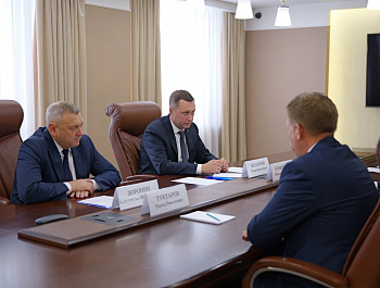 Губернатор Роман Бусаргин провел рабочую встречу с руководителем Нижне-Волжского бассейнового водного управления Николаем Пономаревым