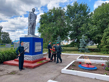 22 июня на площади с. Алексеевка у Памятника погибшим односельчанам прошел митинг памяти «Будем памяти верны»