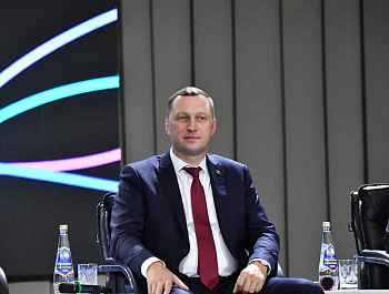 Сегодня в Саратове прошла церемония открытия X Общероссийского образовательного форума «Россия студенческая»