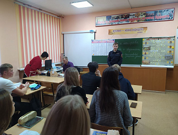 В Базарном Карабулаке проходит месячник антинаркотической направленности и популяризации здорового образа жизни