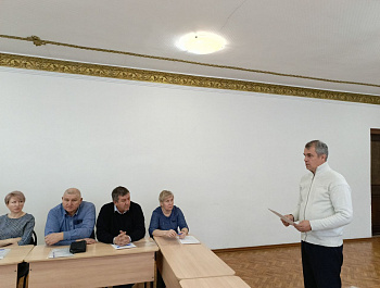 Глава района Н.В. Трошина приняла участие в очередном заседании Собрания района