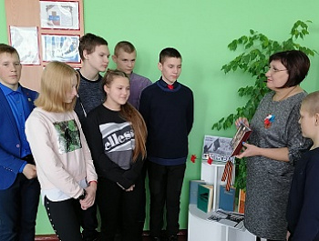 «Подвигу ратному Сталинграда жить в веках и стихах» Час памяти