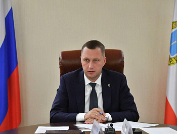 Для расчистки областных дорог от снега подготовили 975 единиц техники