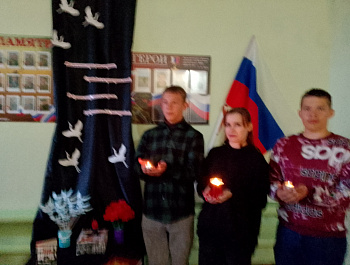 Большечечуйский СДК присоеденился к патриотической акции «Свеча памяти» 