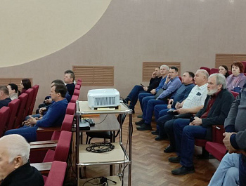 Сегодня сельхозтоваропроизводители района обсудили вопросы, касающиеся проведения очередного аграрного сезона