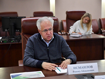 Губернатор Роман Бусаргин встретился с председателем Российского экологического общества Рашидом Исмаиловым (https://t.me/green2018)
