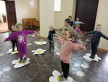                                         «Первый спас медку припас»