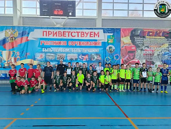 В Базарном Карабулаке прошёл областной футбольный турнир