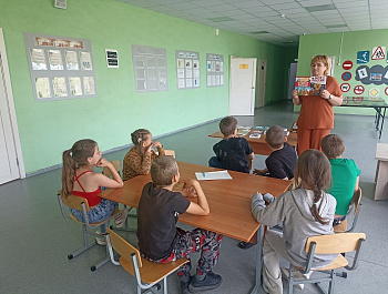 «В гостях у книжки»                                                                                                                 Библиотечная викторина