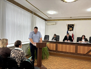 Консультант отдела по транспорту, строительству и ЖКХ Валерий Каширин выступил на расширенном заседании ПДС