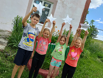 По дорогам приключений