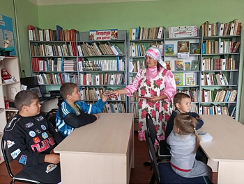 «Волшебный мир сказок»                                                                                                    Час фольклора