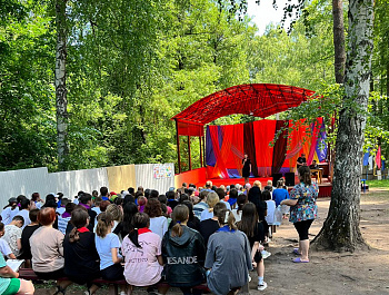 В Базарном Карабулаке сотрудники полиции провели профилактическую беседу в детском оздоровительном лагере
