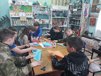«Я красивая закладка, я нужна вам для порядка»                                             Мастер-класс по изготовлению закладок для книг