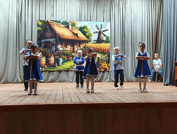 В сёлах района продолжаются благотворительные концерты в поддержку земляков, участвующих в специальной военной операции