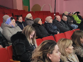 Глава района провела  встречу с жителями села Максимовка