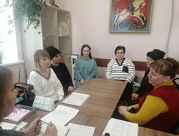 В администрации Старобурасского муниципального образования   под руководством главы администрации Кудашевой Р. А. проведено очередное постоянно-действующее совещание