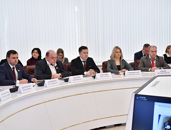 Губернатор Роман Бусаргин провел постоянно действующее совещание с зампредами и министрами правительства, а также главами районов
