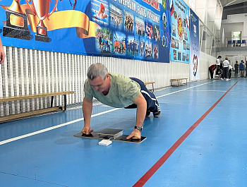 Сегодня  в МАУ ДО «ДЮСШ» прошел Фестиваль Всероссийского физкультурно-спортивного комплекса «Готов к труду и обороне» среди команд предприятий, организаций и учреждений Базарного Карабулака