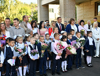 В школах Саратовской области прошли торжественные линейки