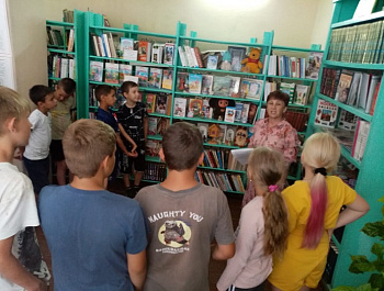 «Библиотека открывает двери»                                                                                                 Урок - экскурсия
