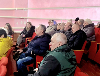 Глава района провела  встречу с жителями села Максимовка