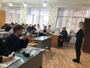 Kульторганизатор РДК Карина Березина провела акцию, направленную на ведение здорового образа жизни 