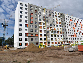 До конца года в Саратовской области необходимо построить 28 домов для переселенцев из аварийного жилья. 