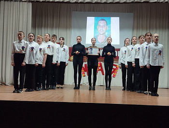 В преддверии Дня Победы 7 мая в Сухокарабулакском СДК состоялся праздничный концерт  "Победы май, Священная весна"