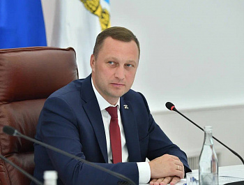 16 педагогов по президентской программе поедут работать в саратовские села  