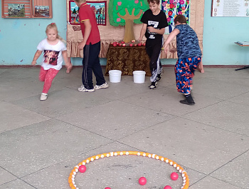                         «Солнечный праздник – яблочный  спас »