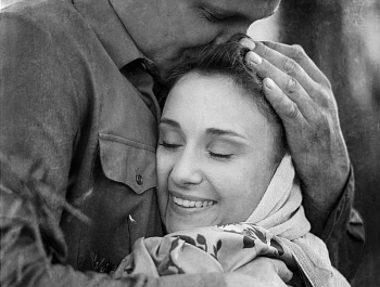 Со страниц военного альбома, посвящённого празднованию 75-летия Победы В Великой Отечественной войне