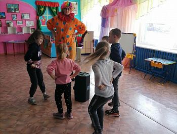 «Весенняя карусель»