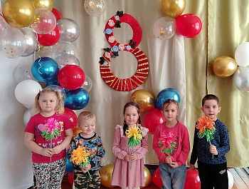 «Цветы на 8 Марта»                                                                                                       Мастер - класс