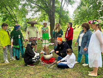 "Тайны старого леса"