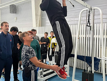 Сегодня  в МАУ ДО «ДЮСШ» прошел Фестиваль Всероссийского физкультурно-спортивного комплекса «Готов к труду и обороне» среди команд предприятий, организаций и учреждений Базарного Карабулака