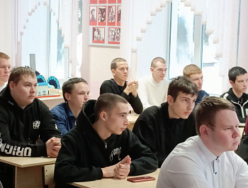 Сегодня глава района Н.В. Трошина посетила одно из учреждений района, которое многие десятилетия является его визитной карточкой и кузницей кадров для сельскохозяйственной и других отраслей нашего края, а также других субъектов большой страны