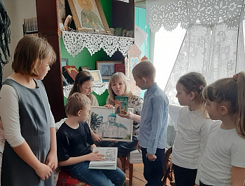 «Под сенью древних куполов» Экспозиция фотопейзажей