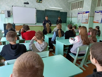 Полицейские провели для школьников акцию «Здоровый образ жизни»