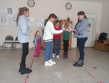 "Волшебное рождество" Позновательная игровая программа