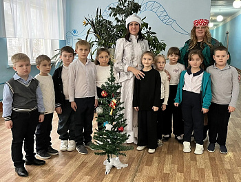 20 ДЕКАБРЯ НОВОГОДНЯЯ ЗЕЛЕНАЯ КРАСАВИЦА ПРАЗДНУЕТ СВОЙ ДЕНЬ РОЖДЕНЬЯ