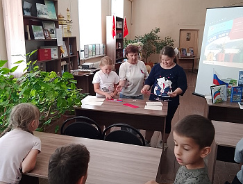 «Любовью к Родине дыша!»                                                                                                                    Литературно-патриотическое путешествие по станциям