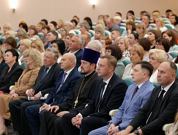 В Правительстве Саратовской области прошло торжественное мероприятие, посвященное Дню социального работника