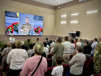 Глава района Андрей Кушнарёв принял участие в мероприятии, посвящённом Дню ветеранов боевых действий