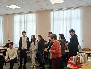 «Кладовая народного творчества»                                                                                            Фольклорные посиделки