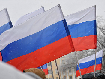 В Саратове на площади у консерватории 4 ноября состоялся фестиваль национальных культур, посвященный Дню народного единства