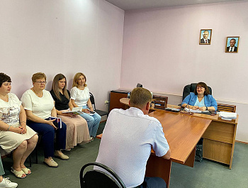 Ю.В. Евдокимова провела личный прием граждан по вопросам защиты интересов семьи.